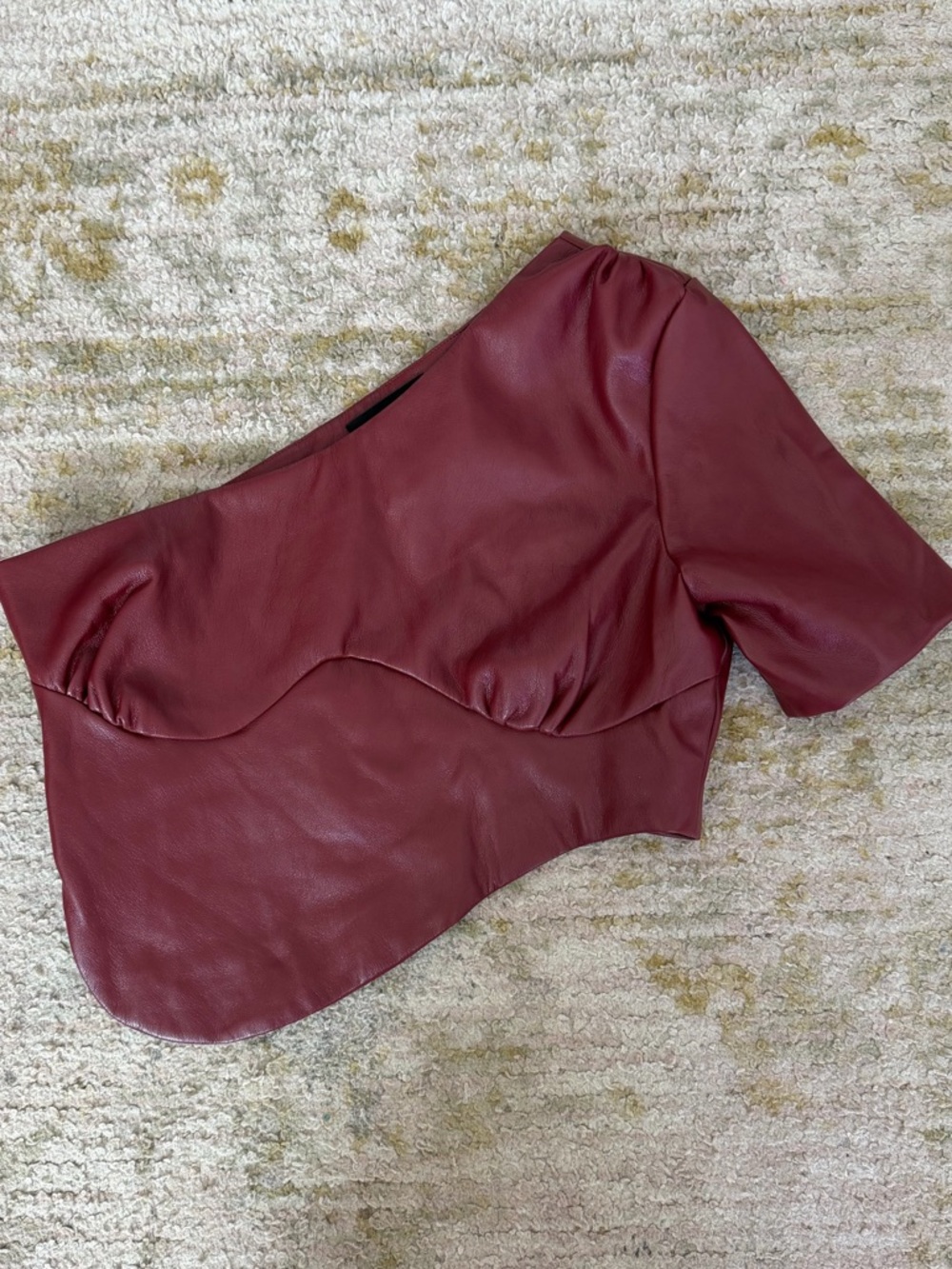 Manière De Voir Curved-Hem Faux Leather Crop Top Burgundy